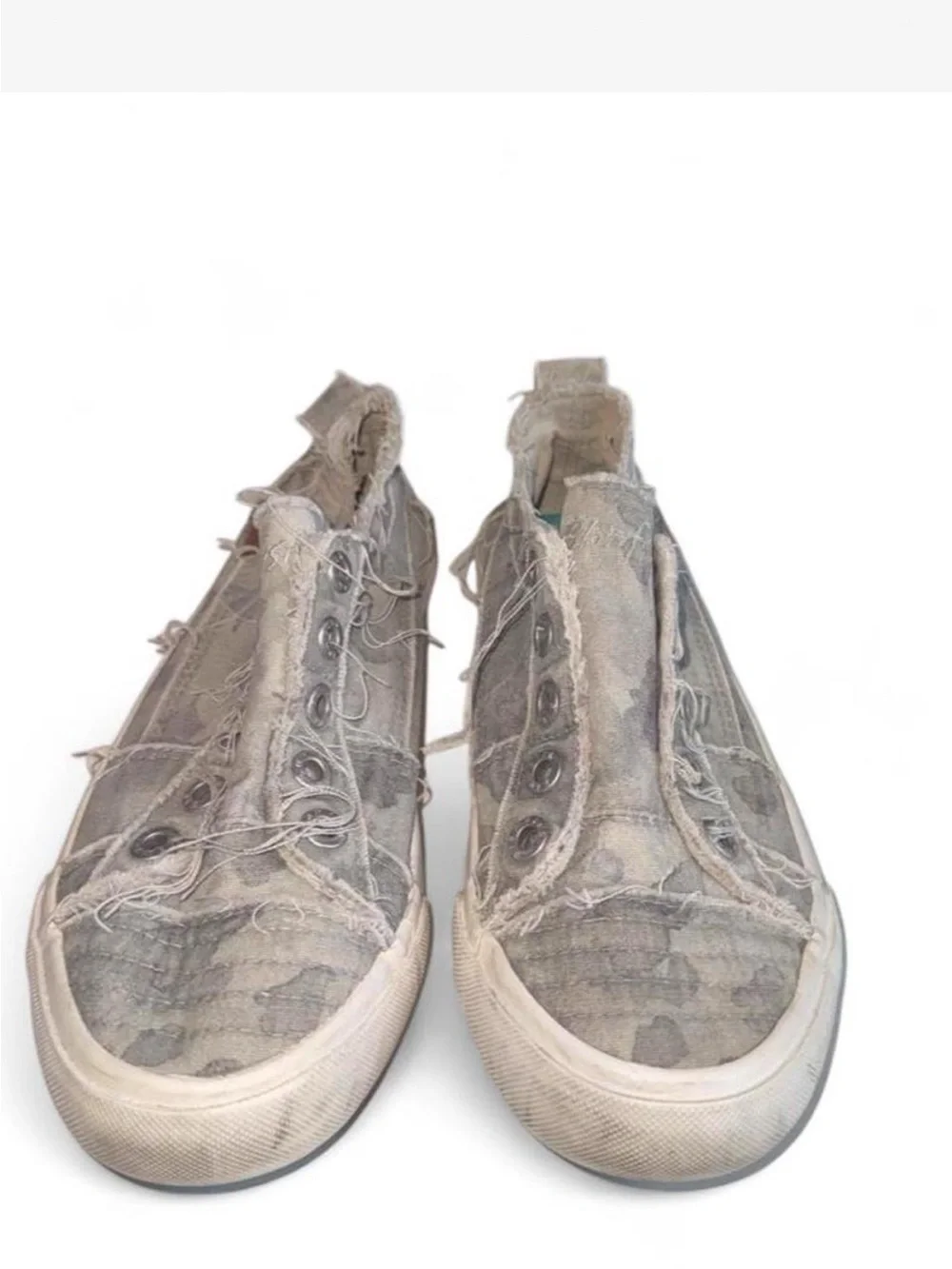 Frayed Canvas Slip-On Camo Sneakers - Gray